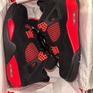 Jordan 4 red thunder